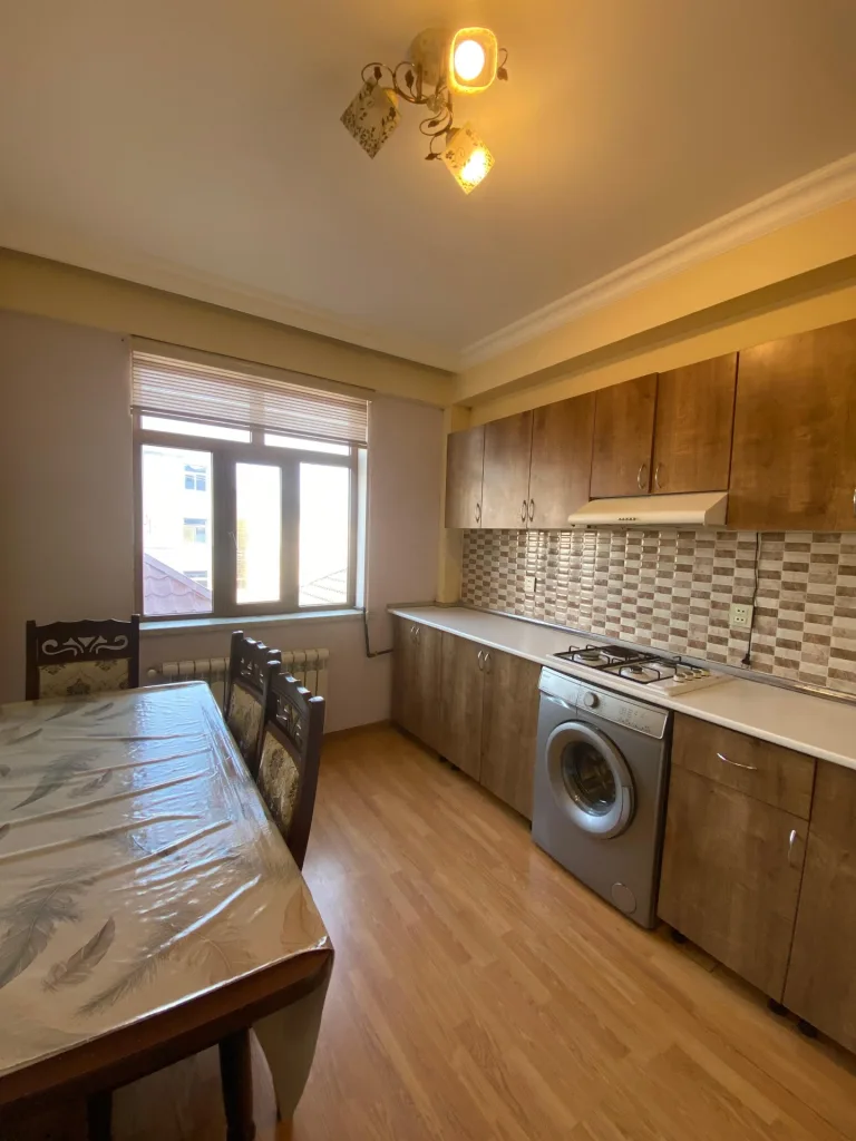2-комнатная квартира, 74 м², Хырдалан — 3